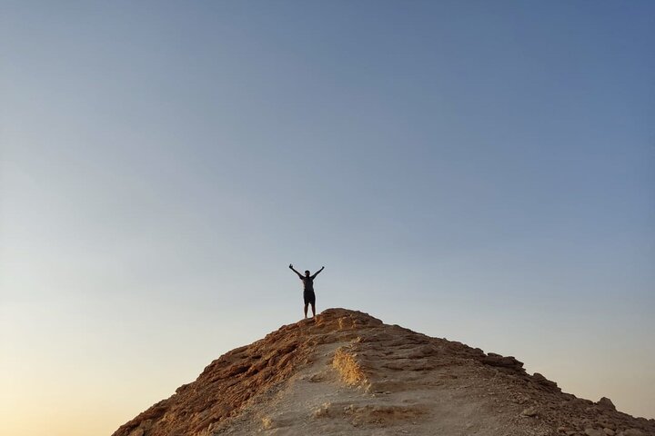 Edge of the World Hike Riyadh | 4x4 Safari & Bat Cave