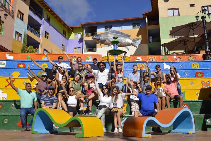 Guatapé Tour: Piedra del Peñol with Boat Tour, Breakfast, Lunch
