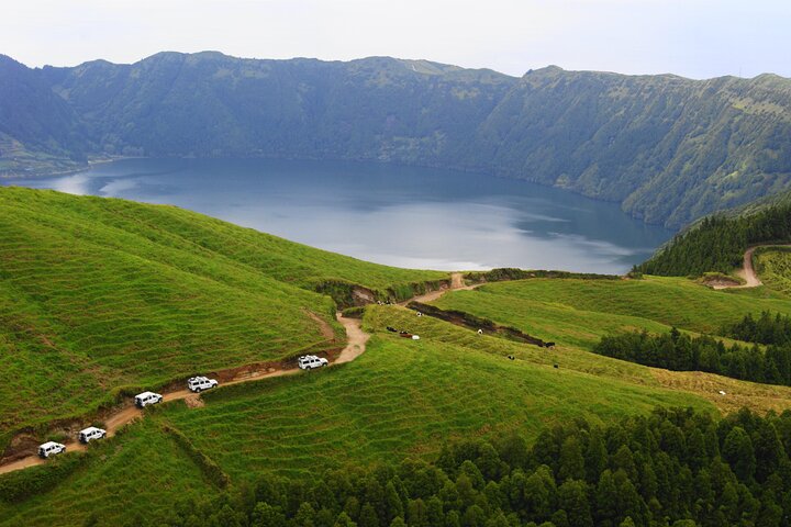 Off the Beaten Track Half Day Sete Cidades Jeep Tour