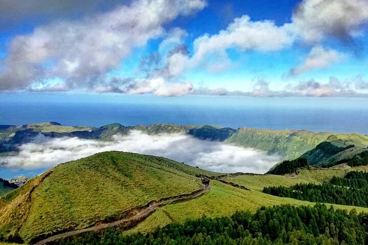Off the Beaten Track Half Day Sete Cidades Jeep Tour