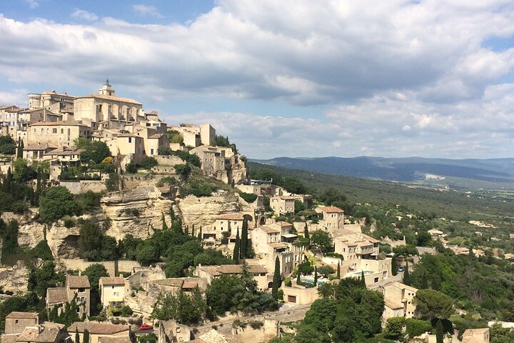 Luberon, Roussillon & Gordes Half-Day Tour from Avignon
