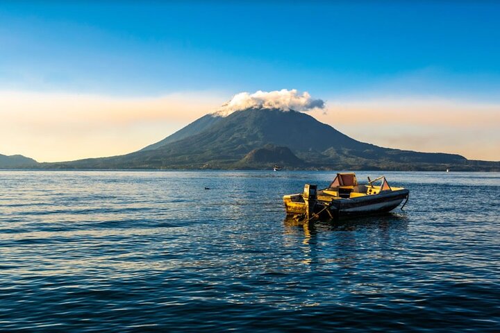 Private Guided Artisanal Fishing Tour on Lake Atitlan