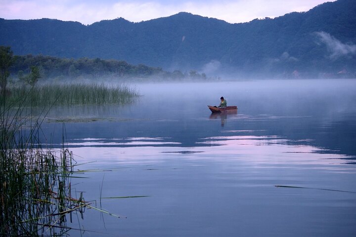 Private Guided Artisanal Fishing Tour on Lake Atitlan
