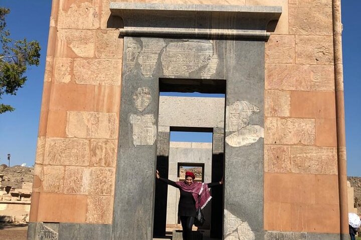 Day Tour West and East Banks of Luxor City Egypt
