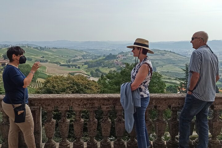 Langhe Wine & Food Tour from Turin: Barolo and More