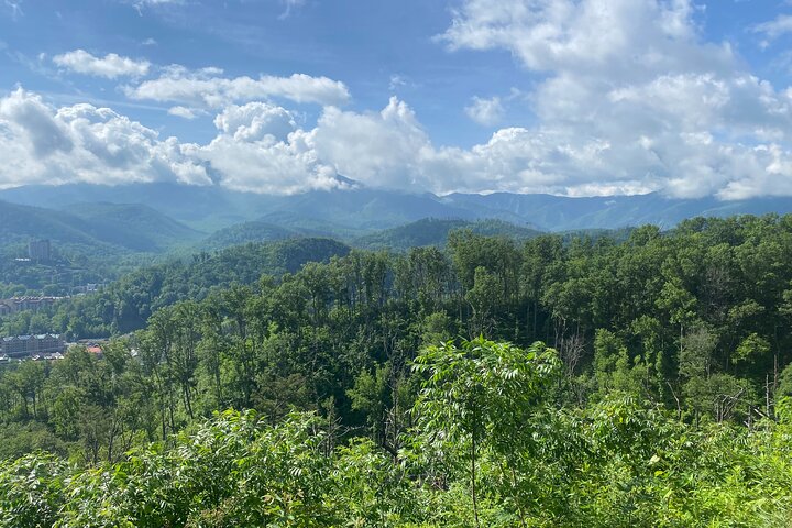 Smoky Mountains Roaring Fork Guided Sightseeing Tour by Jeep