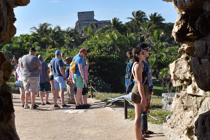 Tulum & Coba with Cenote, Cave Exploration, Lunch & Tastings