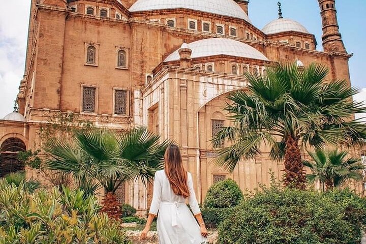 Overnight Cairo Tour from Alexandria Port with Pyramids & Museum