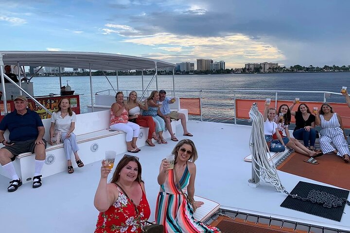 Scenic Hakuna Matata Sunset Cruise in West Palm Beach