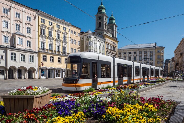 Linz: Pöstlingberg and Old Town Private Walking Tour