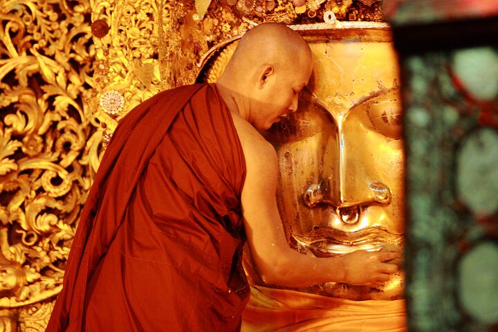 Half day to Mandalay city tour