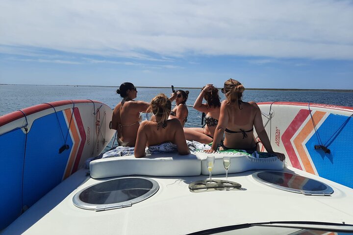 Half Day Private Motor Yacht Tour in Algarve