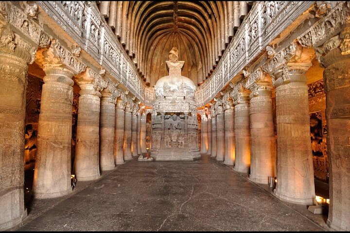 From Aurangabad: 3-Day Tour of Shirdi Sai Baba, Ajanta, & Ellora.