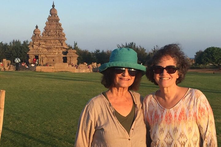 Mahabalipuram & Kanchipuram by tourism ministry approved company