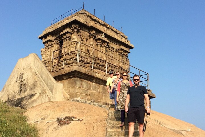 Mahabalipuram & Kanchipuram by tourism ministry approved company