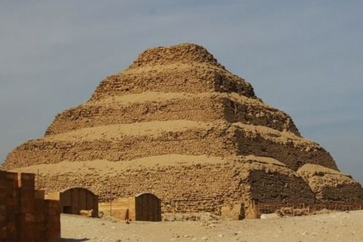 Cairo Day Tour To Giza Pyramids, Sakkara, Memphis, Dahshur Pyramids From Suez