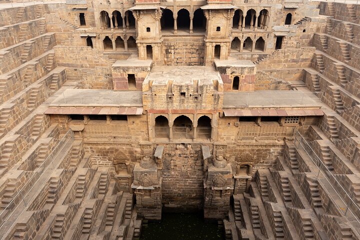 Agra Drop with Visit Chand Baori and Fatehpur Sikri from Bundi