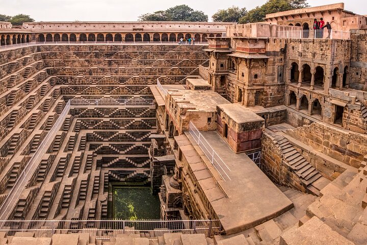 Agra Drop with Visit Chand Baori and Fatehpur Sikri from Bundi