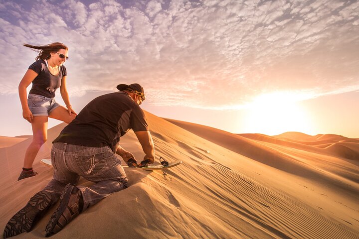 HUACACHINA : UTV Private Can-Am + Sandboard – Ica