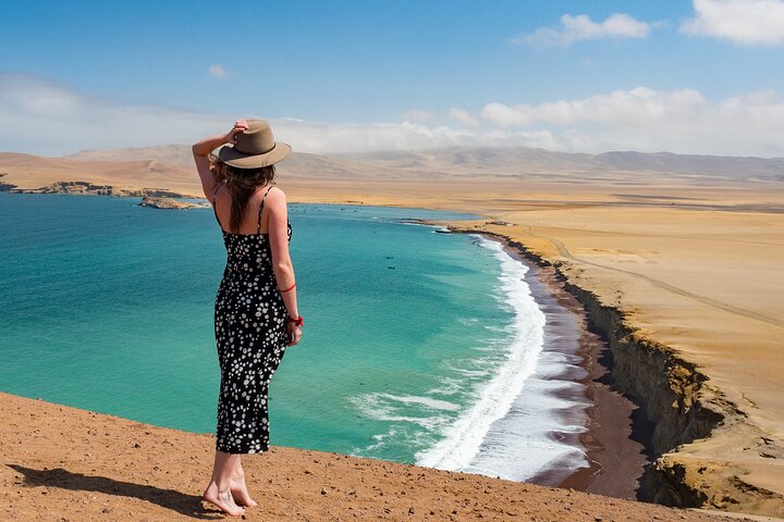 BALLESTAS ISLANDS + Paracas and Candelabra Reserve – Ica and Paracas