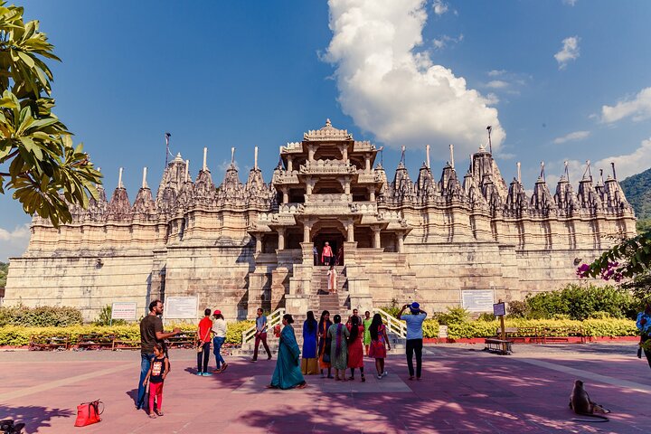 Visit to Ranakpur Jain & Bullet Baba Temple from Mount Abu with Jodhpur Drop