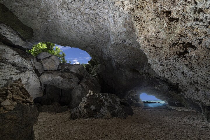 Okinawa Ishigaki Phantom Island and Blue Cave Snorkeling