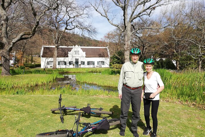 Franschhoek Sip & Cycle Experience Half Day - Private Tour