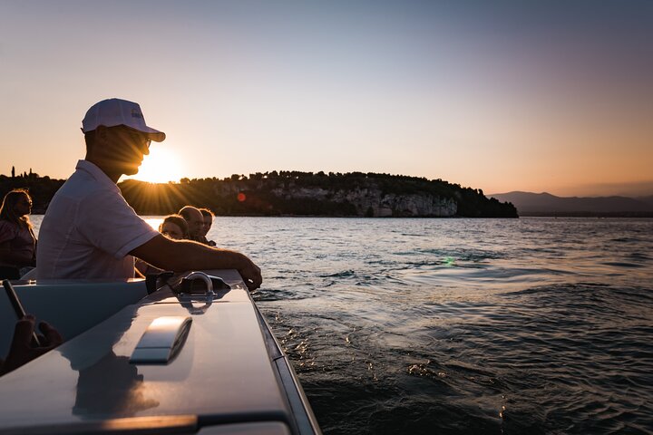 Sunset Tour in Sirmione
