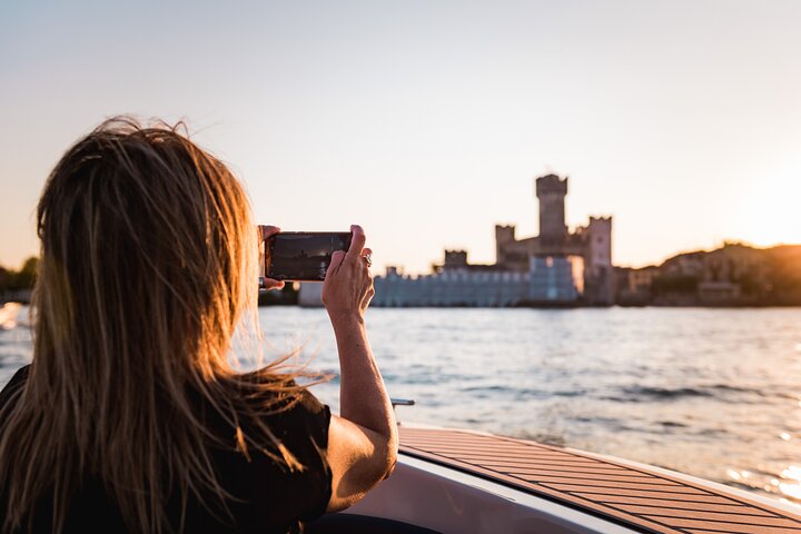 Sunset Tour in Sirmione