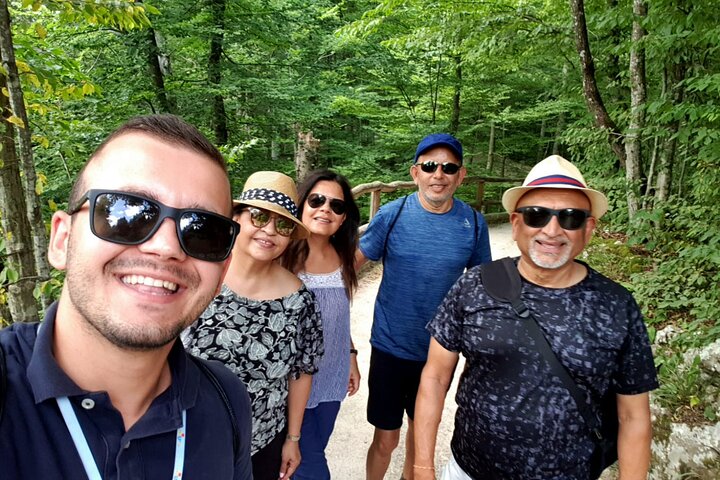 Plitvice Lakes National Park Guided Day Tour from Split