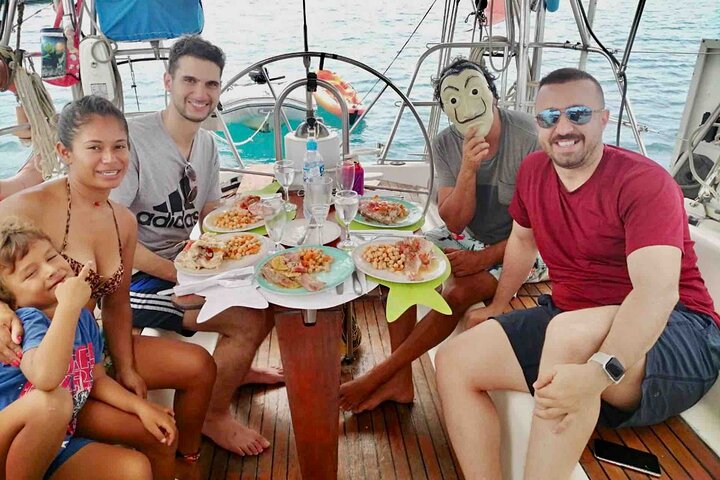 San Blas ALL INCLUSIVE Sailing Charter - 2 Day/2 Night