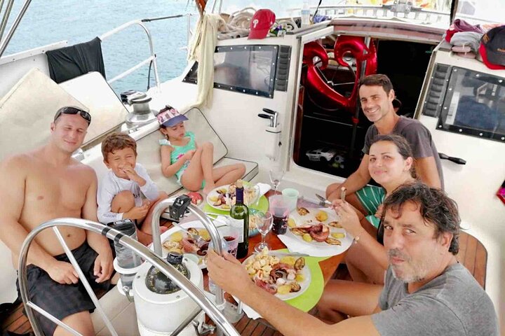 San Blas ALL INCLUSIVE Sailing Charter - 2 Day/2 Night
