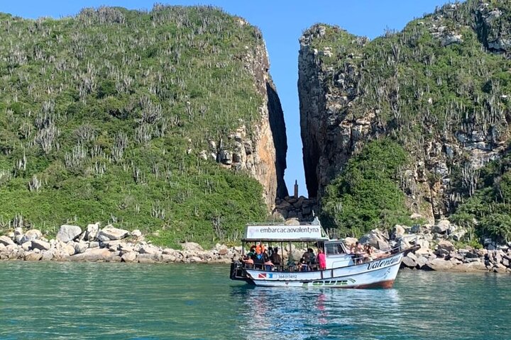 Boat Tour Open Bar A Floor Arraial do Cabo