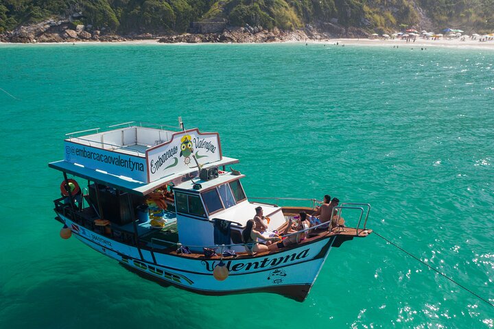 Boat Tour Open Bar A Floor Arraial do Cabo