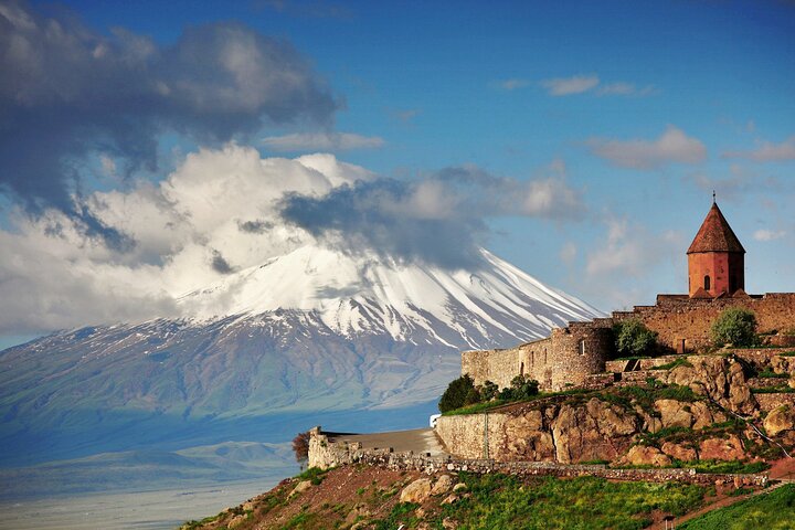 Private 7-8-hour Khor Virap, Garni temple & Geghard monastery trip from Yerevan