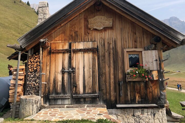 From Verona area: Private day trip to the Dolomites