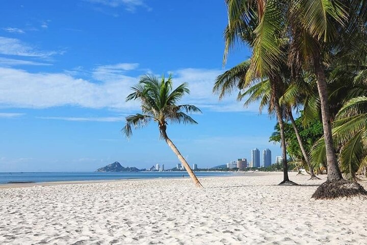 Private Guided Tour to Hua Hin City with Hotel Pickup