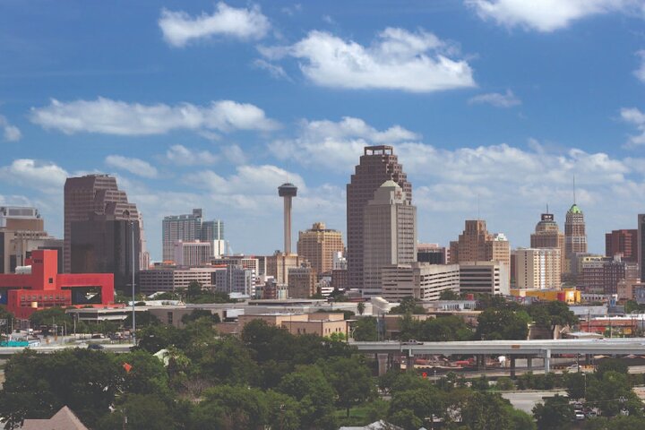 San Antonio Premium City Tour with Alamo & River Walk Cruise
