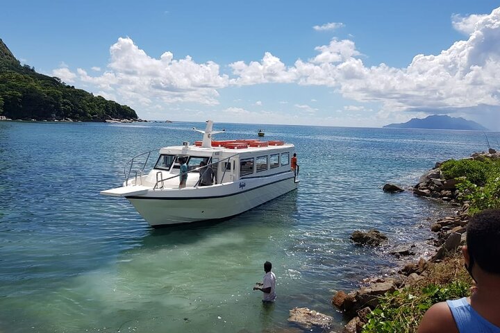 Praslin & La Digue (Shared Day Trip)