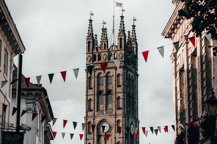 Warwick Tour App, Hidden Gems Game and Big Britain Quiz (1 Day Pass) UK