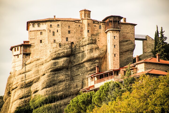 2-days rail trip from Athens to Meteora