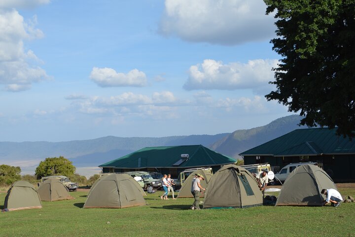 4 Days Group Camping Safari