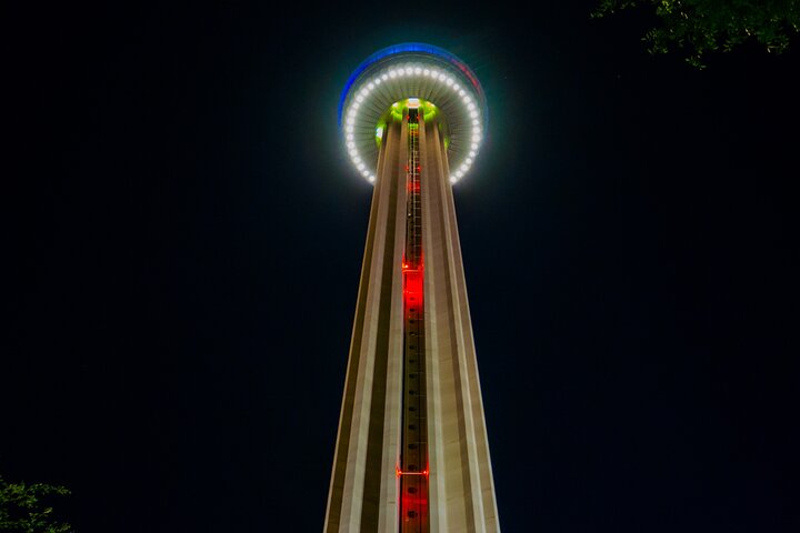 San Antonio Premium Night Driving Tour with Riverwalk Boat Cruise