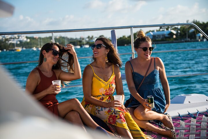 Restless Native Catamaran Sunset & Swizzle Cruise