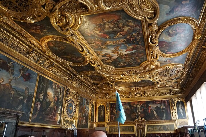 Skip-the-Line: Doge's Palace & St. Mark's Basilica Fully Guided Tour