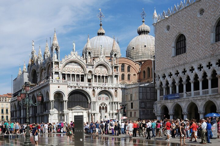 Skip-the-Line: Doge's Palace & St. Mark's Basilica Fully Guided Tour