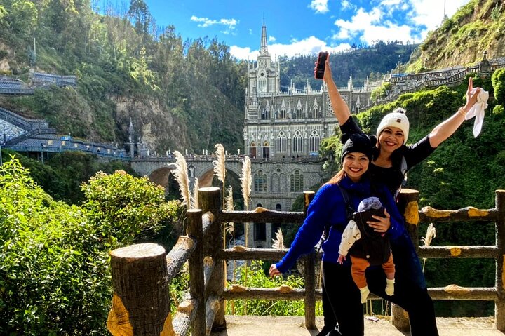 Tour the best of Narino 3 days with accommodation