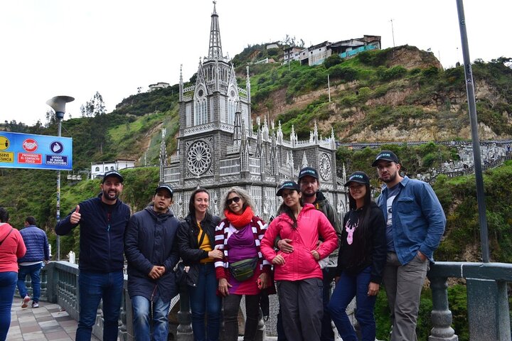 Tour to the Carnival of Blacks and Whites of Pasto 7 days