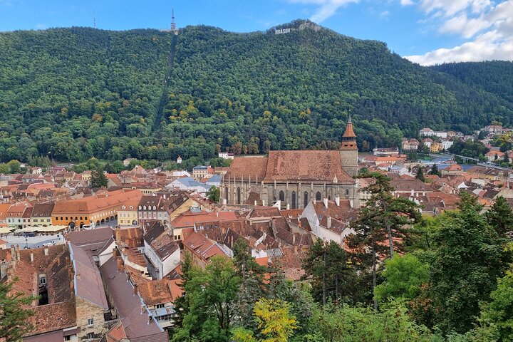Dracula's Castle, Peles Castle and Brasov - Private Day Trip from Bucharest