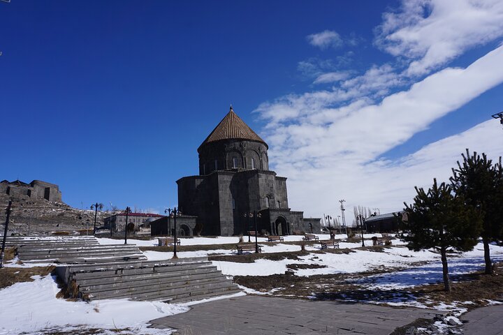 All-inclusive Private Guided 2-day Tour of Kars-Ani
